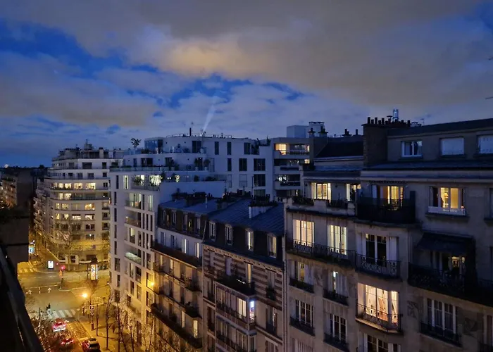 Michel Ange Homestay Paris